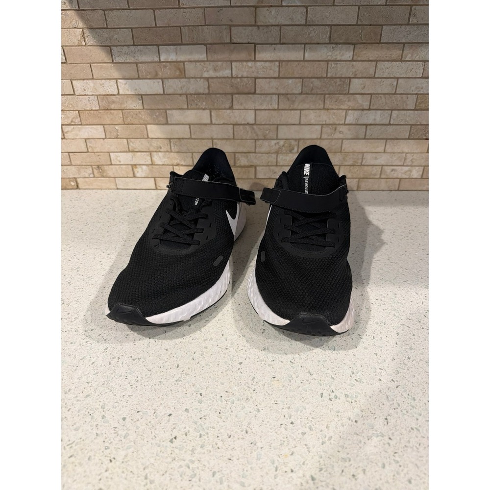 Men's‎ Revolution 8 Wide Running Shoe